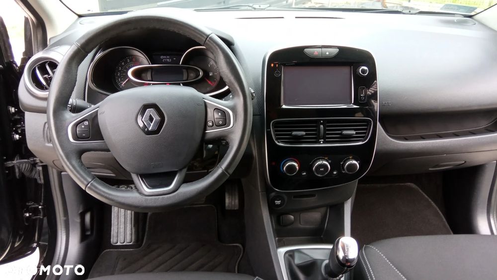 Renault Clio - 20