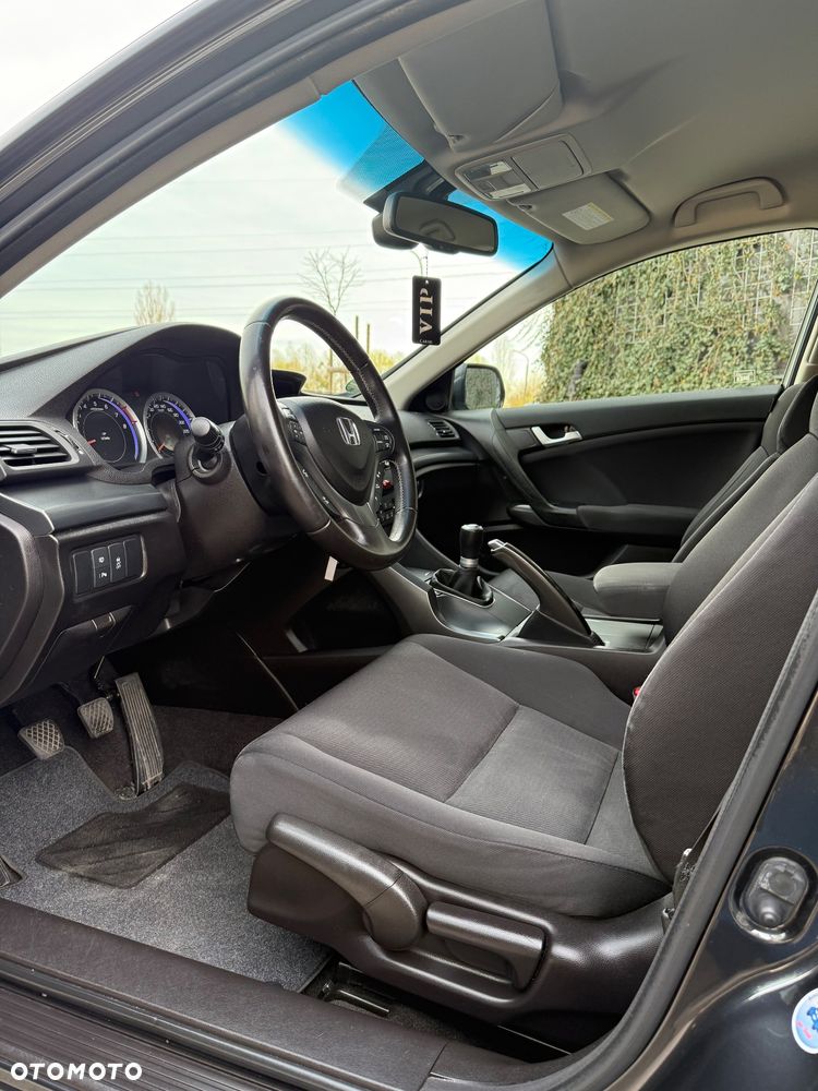 Honda Accord 2.0 Elegance 50 Jahre Edition - 35