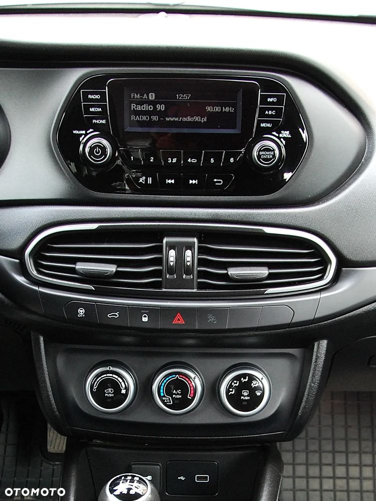 Fiat Tipo 1.4 Classic - 31