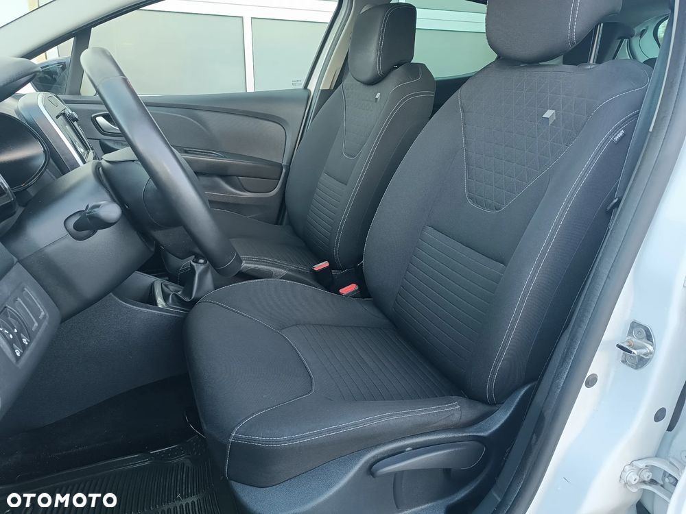 Renault Clio 1.2 16V Limited Plus - 15
