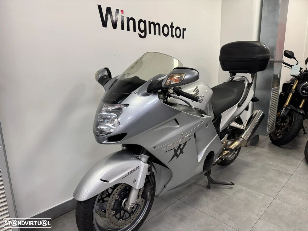 Honda CBR 1100 XX - 5