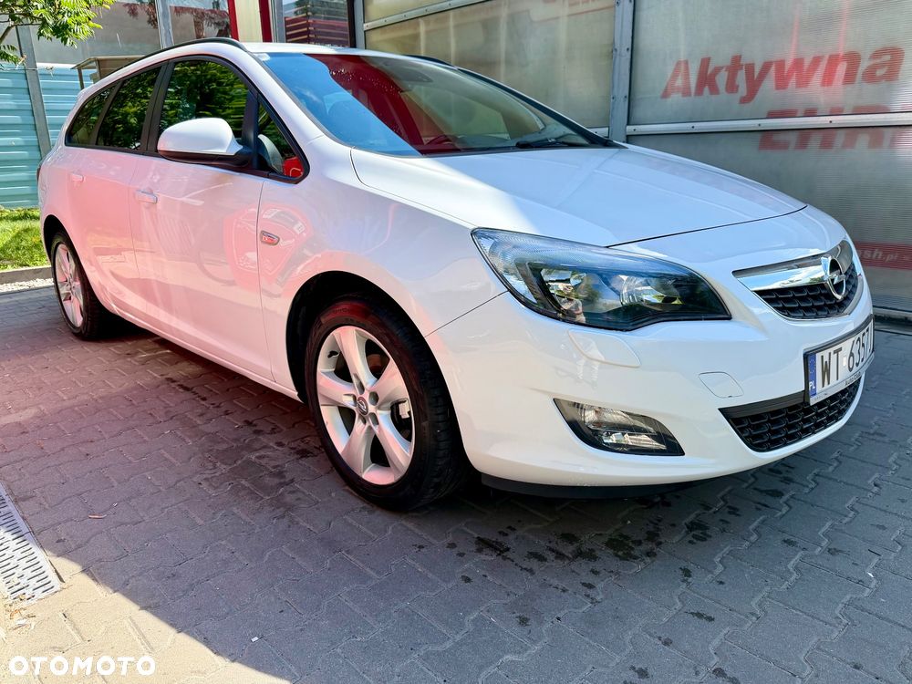 Opel Astra 1.4 Turbo Edition Sport - 2