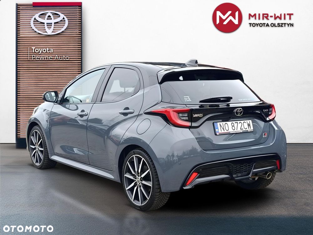 Toyota Yaris Hybrid 1.5 GR Sport - 7