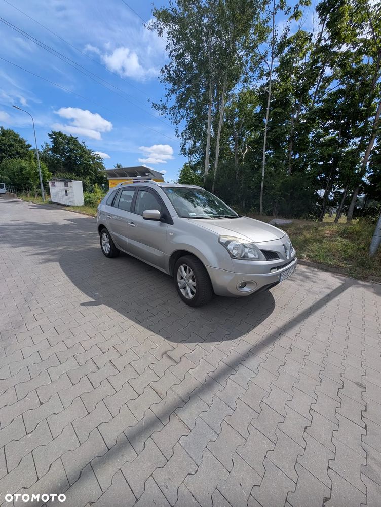 Renault Koleos 2009 photo 2