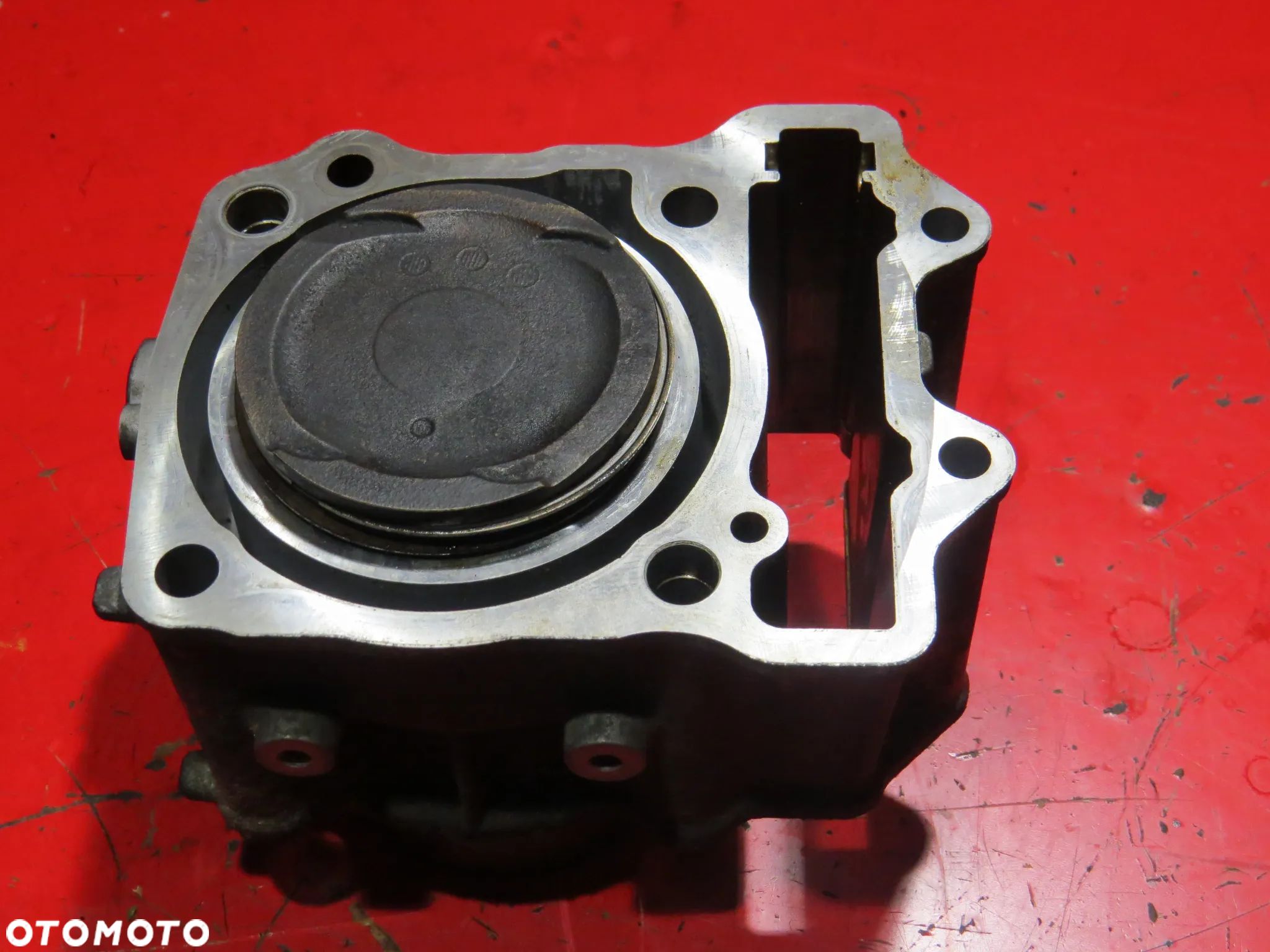 SUZUKI BURGMAN AN400 AN 400 250 AN250 09 cylinder tłok pierścienie sworzeń - 1
