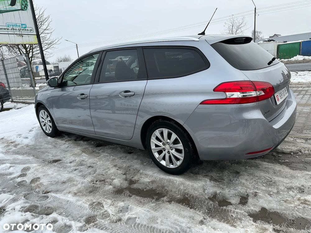 Peugeot 308 PureTech 110 Stop & Start Style - 8