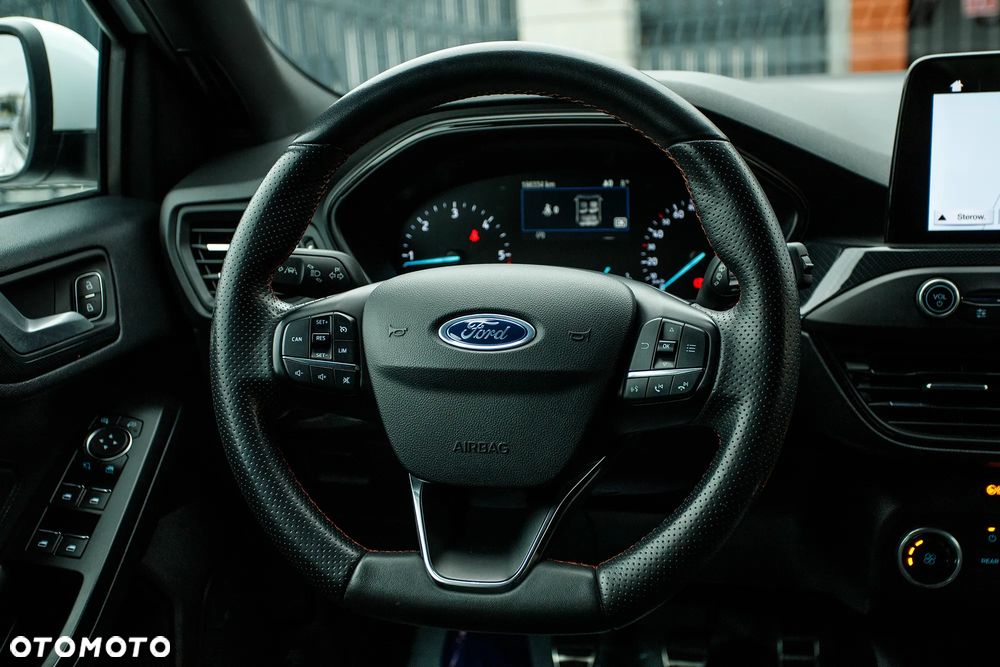 Ford Focus 1.5 EcoBlue Start-Stopp-System ST-LINE X - 29