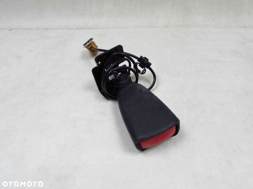 VOLVO S40 II V50 04-13 ZAPINKA KLAMRA PASA BEZPIECZENSTWA TYL 30780607 - 1