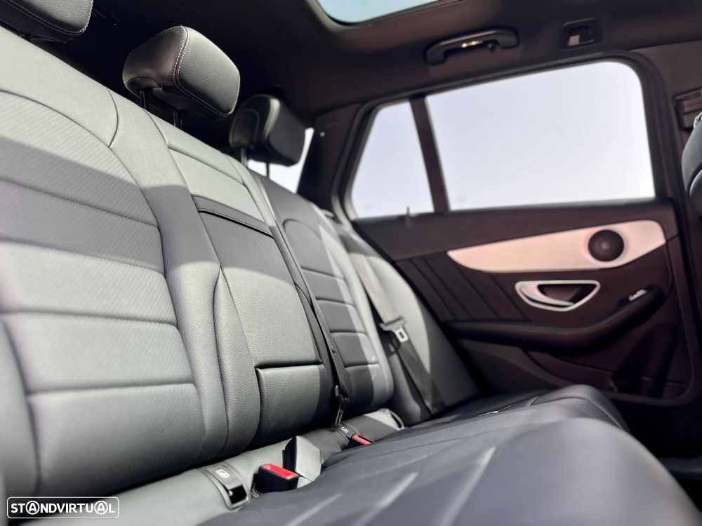 Mercedes-Benz C 220 (BlueTEC) d BlueEFFICIENCY Edition 7G-TRONIC AMG Line - 22