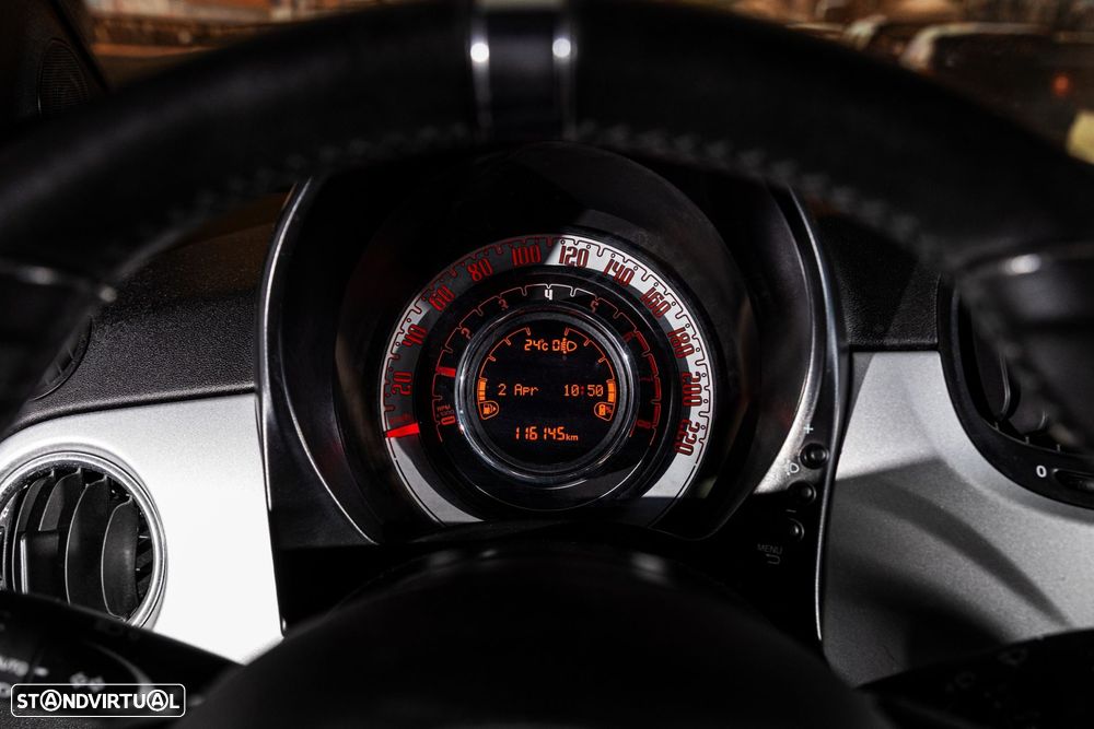 Fiat 500C 1.0 Hybrid Connect - 12