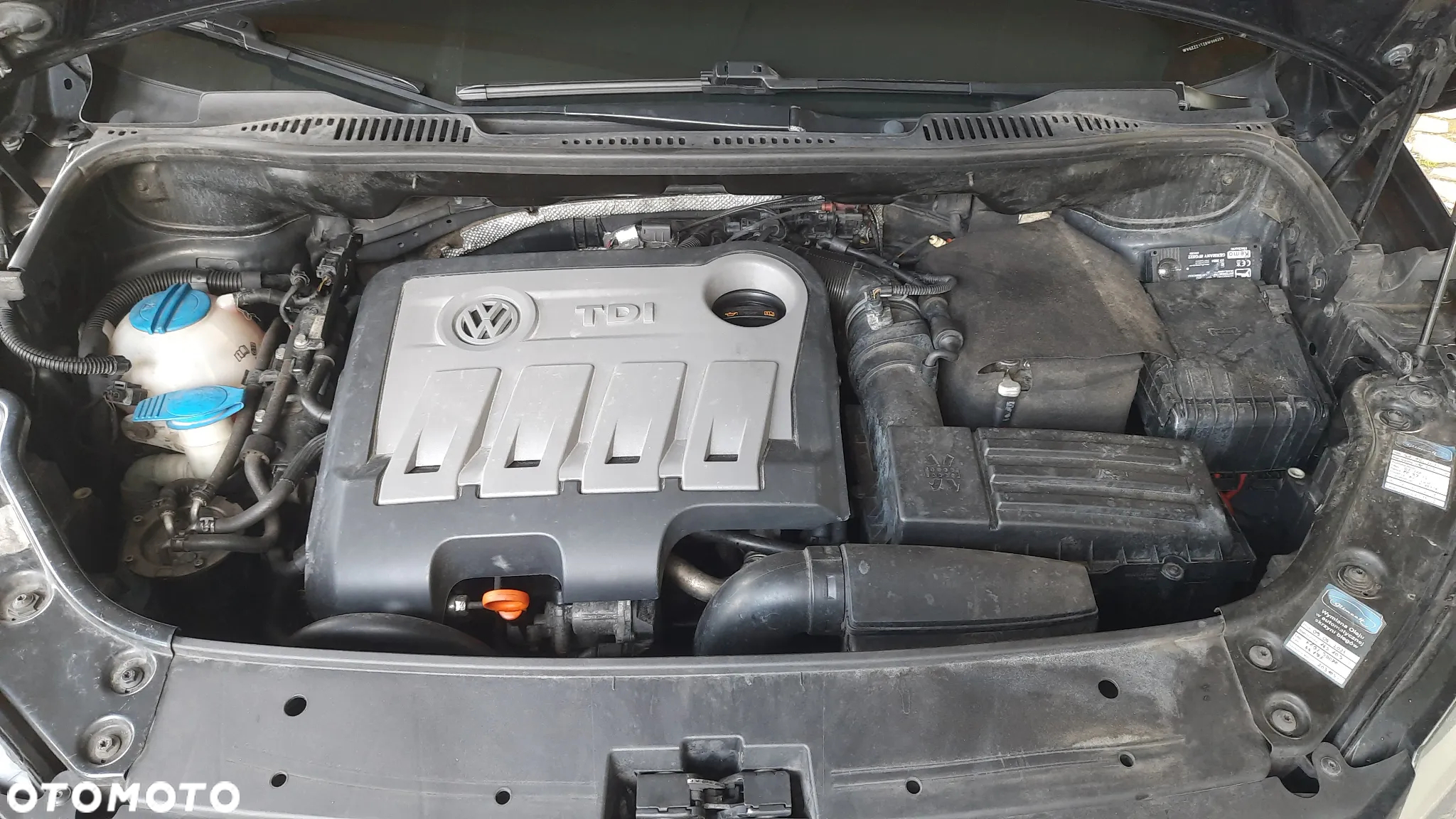 Volkswagen Touran 2.0 TDI DPF DSG Highline - 21
