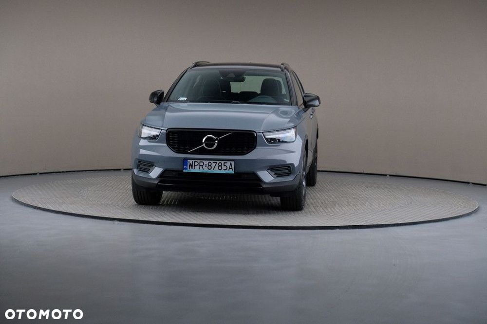 Volvo XC 40 - 3