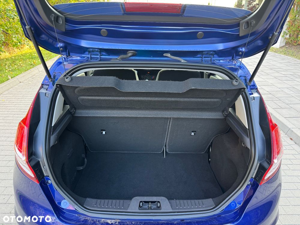 Ford Fiesta 1.25 Titanium X - 26