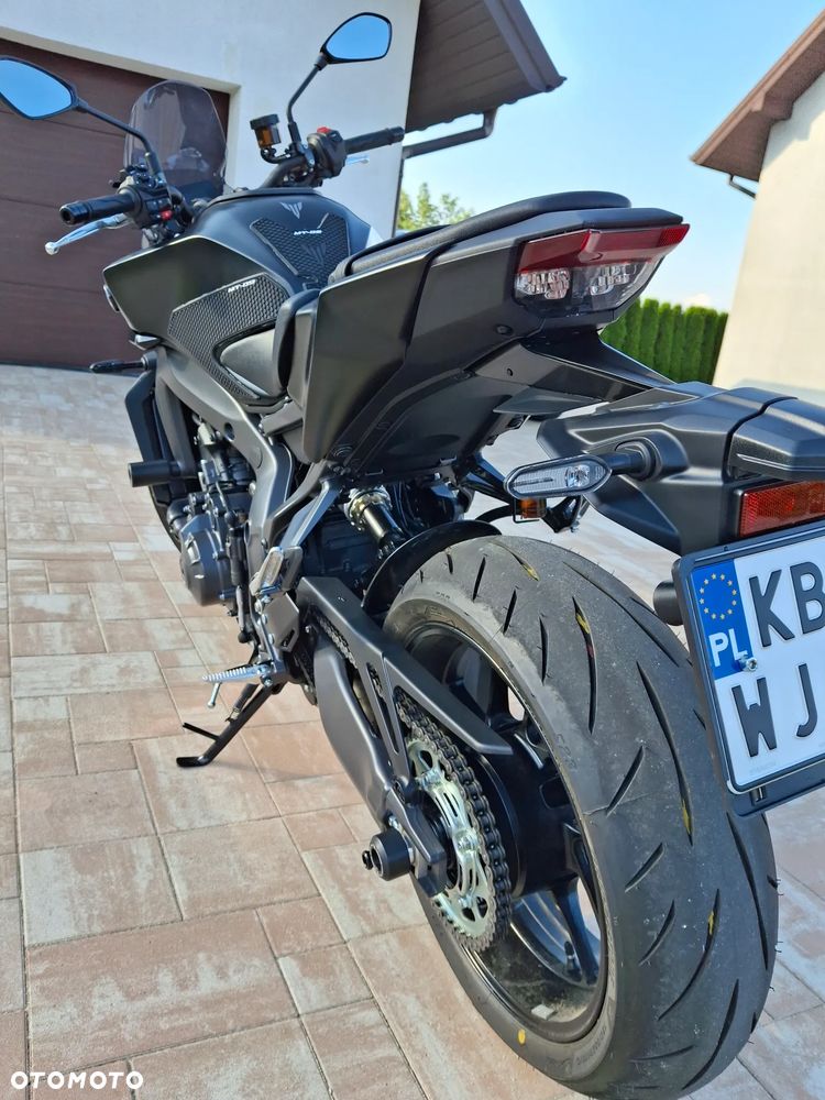 Yamaha MT - 7