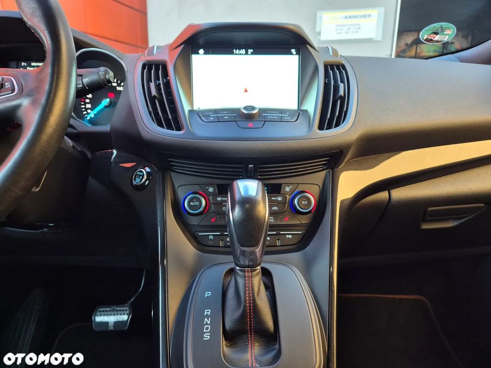 Ford Kuga 1.5 EcoBoost 4x4 ST-Line - 32