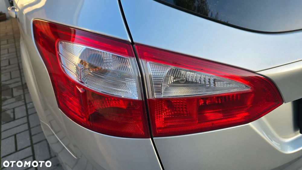 Ford Focus 1.6 Edition - 22