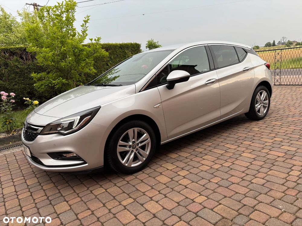 Opel Astra 1.4 Turbo Innovation - 2