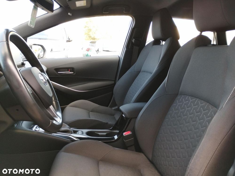 Toyota Corolla 1.8 Hybrid Comfort - 16