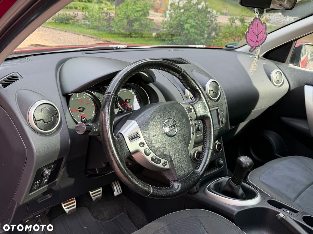 Nissan Qashqai - 11
