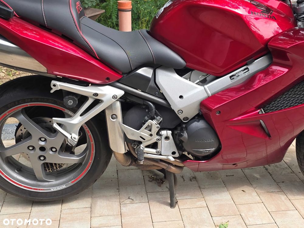 Honda VFR - 9