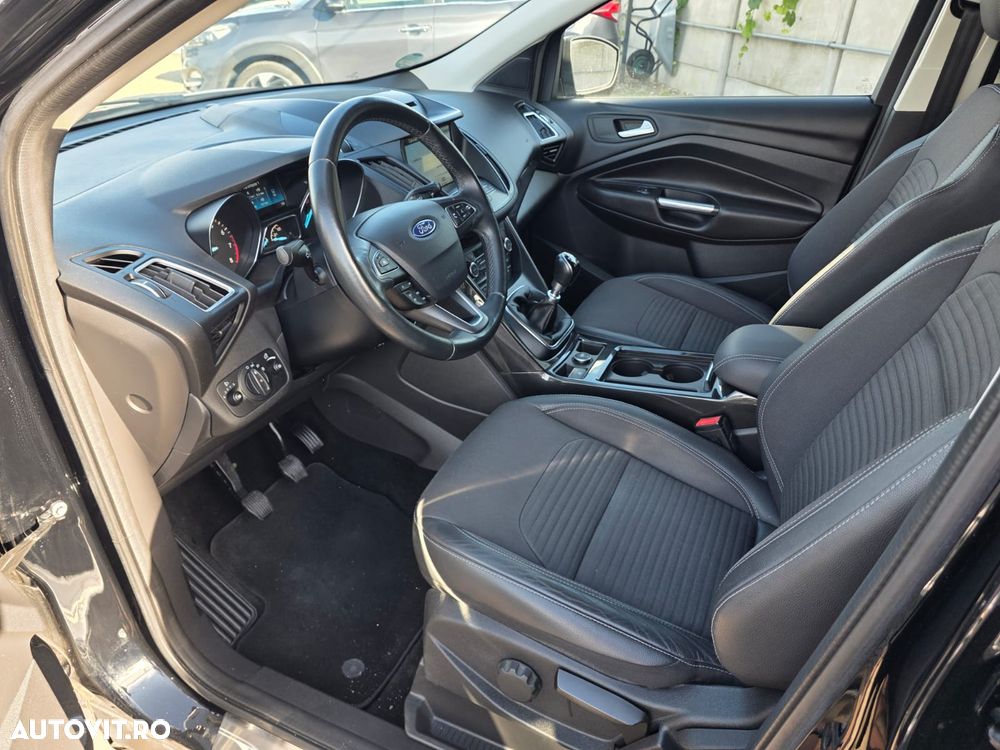 Ford Kuga - 5