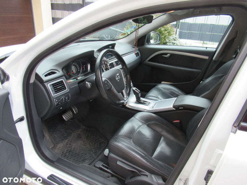 Volvo V70 D3 Geartronic Black Edition - 6