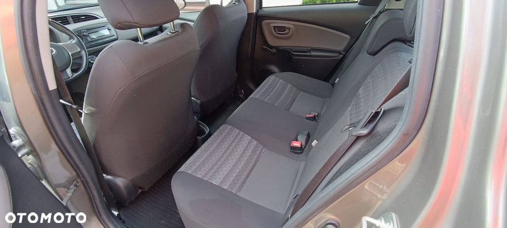Toyota Yaris 2017 photo 4