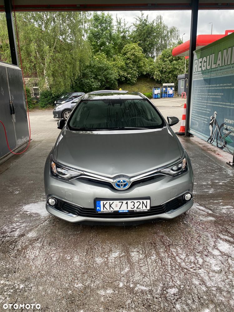 Toyota Auris - 1
