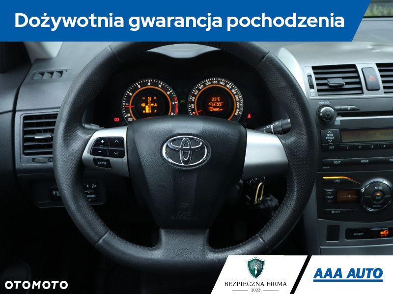 Toyota Corolla - 21
