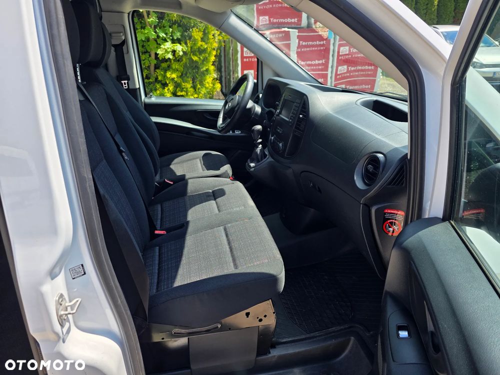 Mercedes-Benz Vito - 22