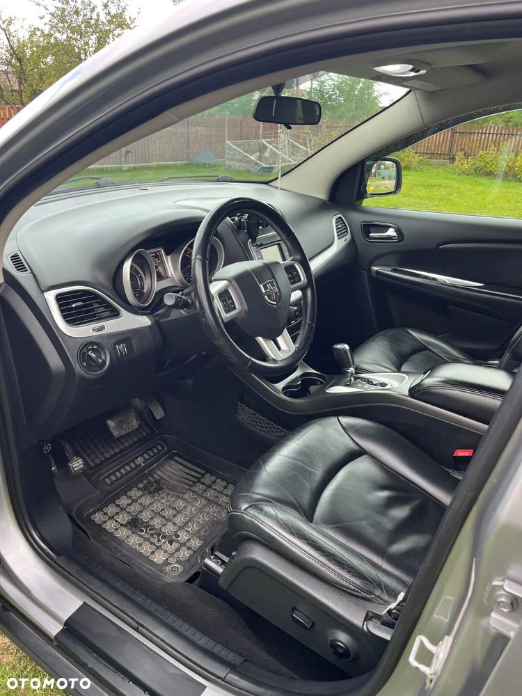 Dodge Journey - 12