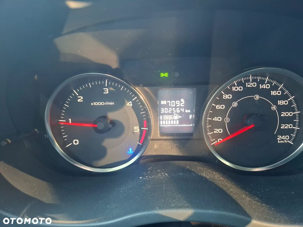 Subaru XV 2.0D Exclusive - 3