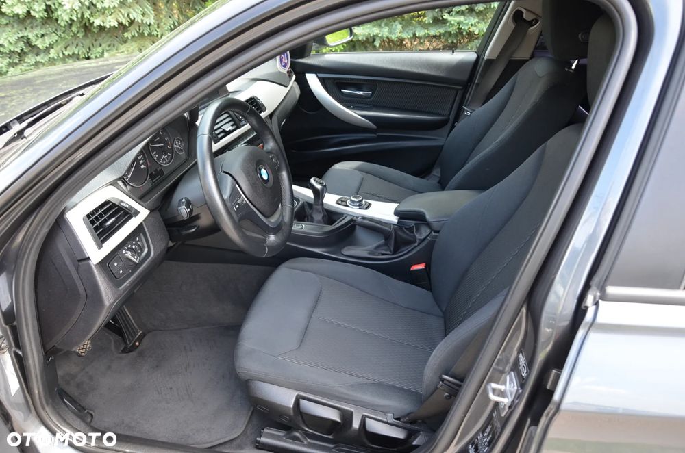 BMW Seria 3 318d Blue Performance Sport Line - 21