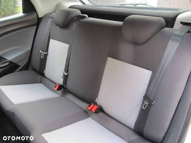 Seat Ibiza 1.4 16V Passion - 10