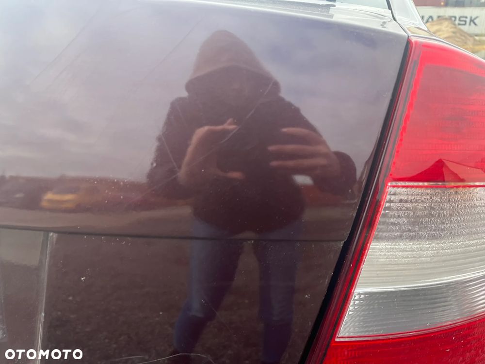 KLAPA BAGAŻNIKA Z SZYBĄ SKODA OCTAVIA II LIFT HB 2010 ROK KOD LAKIERU F3X - 8