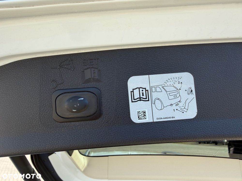 Ford Kuga 2.0 TDCi 4x4 Titanium - 12