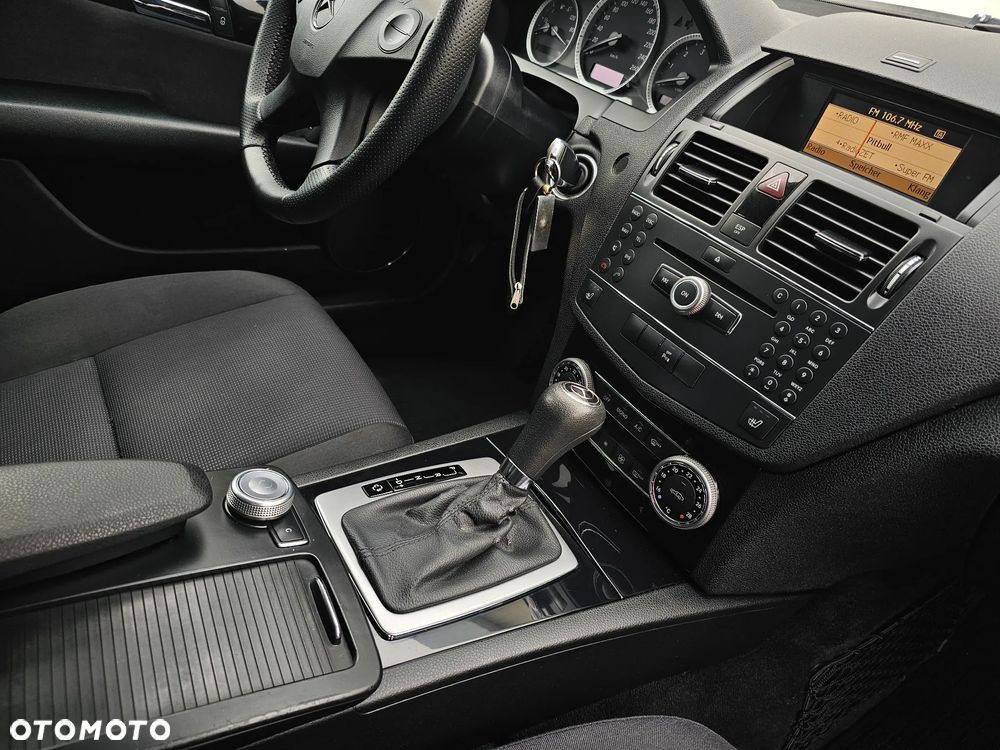 Mercedes-Benz Klasa C 220 CDI DPF Automatik - 14