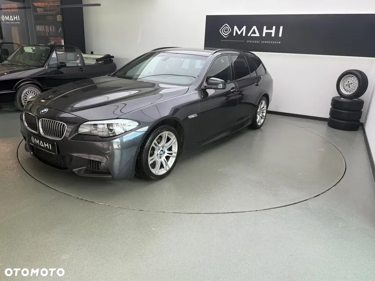 BMW Seria 5 520i - 6