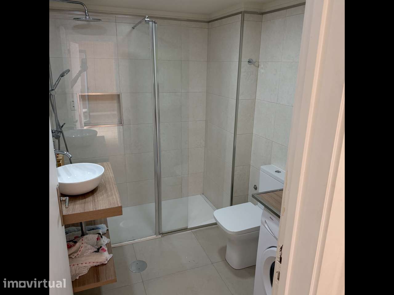 T1 Premium Mobilado com Varanda | Rua de Trás – Vila Nova de Gaia - Grande imagem: 4/16