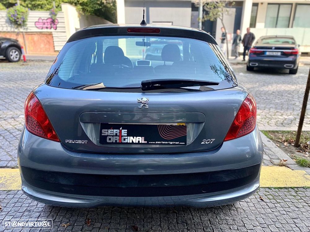 Peugeot 207 1.4 16V Active - 9