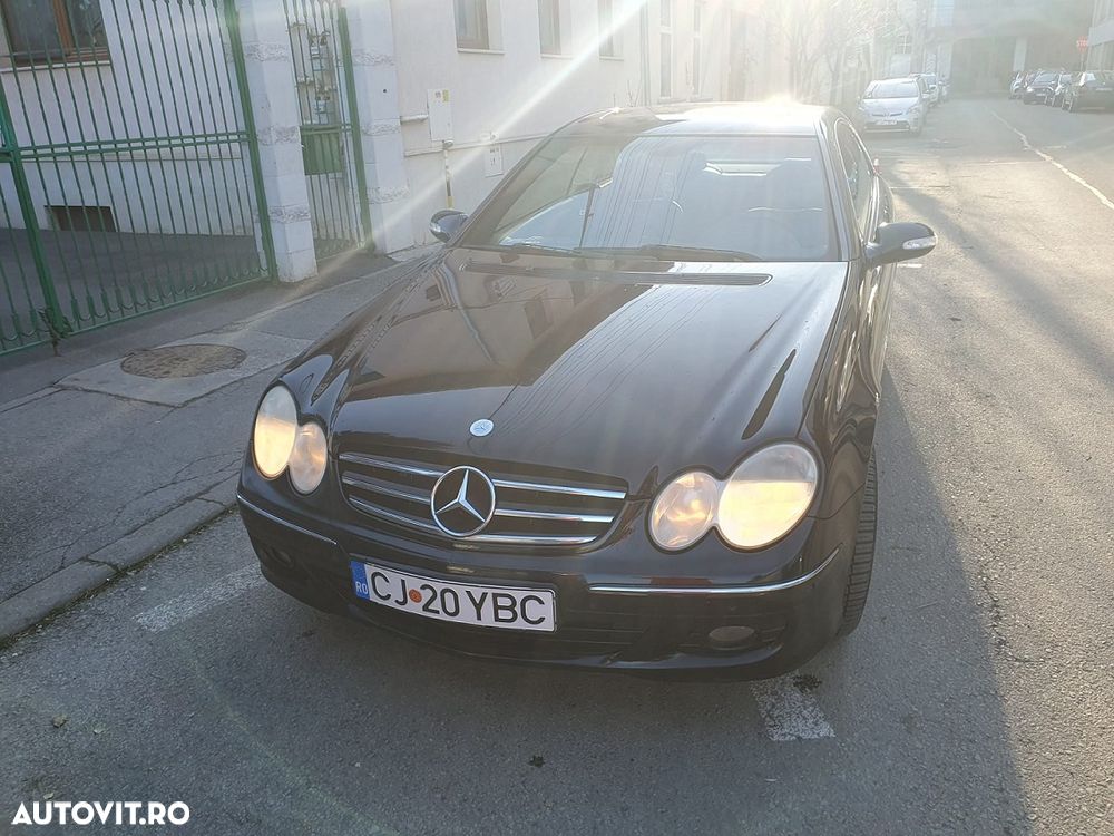 Mercedes-Benz CLK - 4