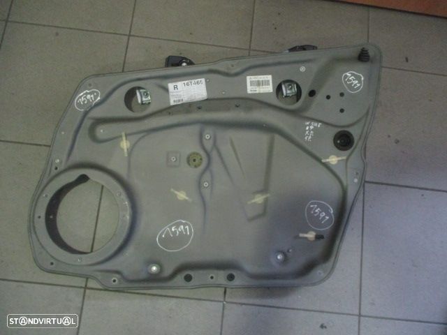 Elevador Sem Motor A1697203079 MERCEDES W245 2007 5P FD - 1