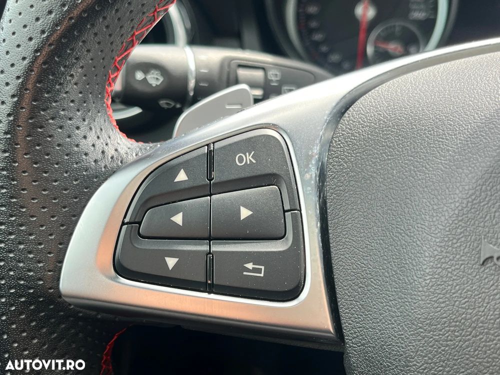 Mercedes-Benz GLA 250 4MATIC Aut. - 15