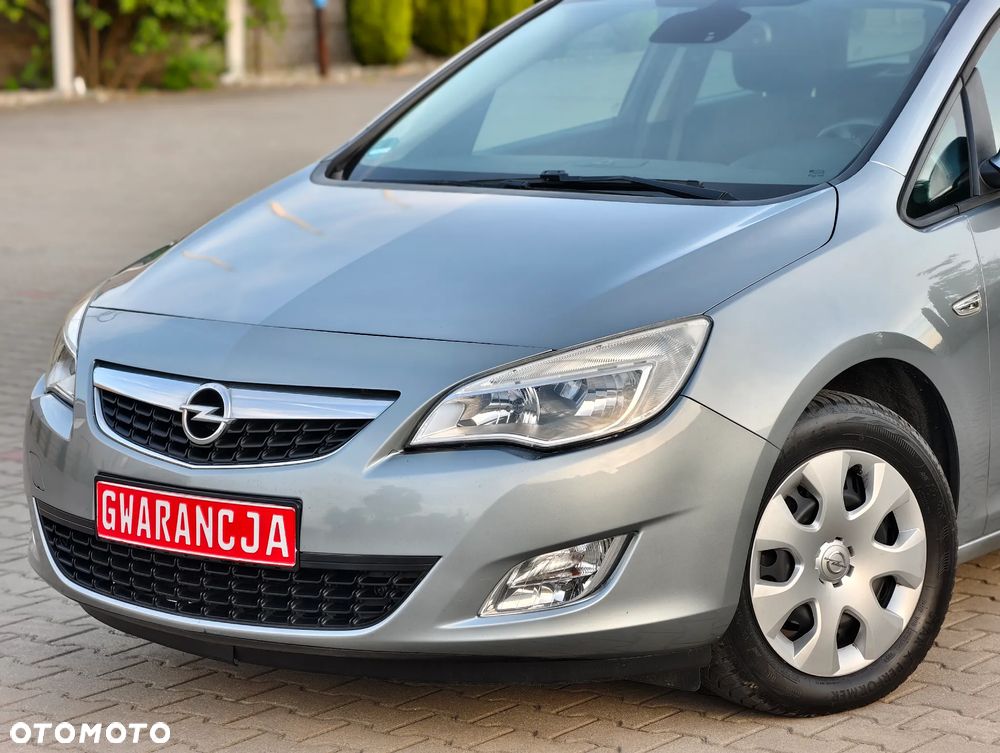 Opel Astra 1.4 ecoFLEX - 26
