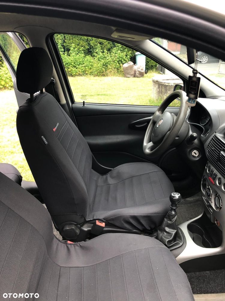 Fiat Punto 1.2 8V - 9