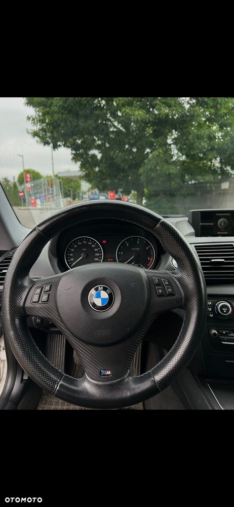 BMW Seria 1 118d DPF - 8