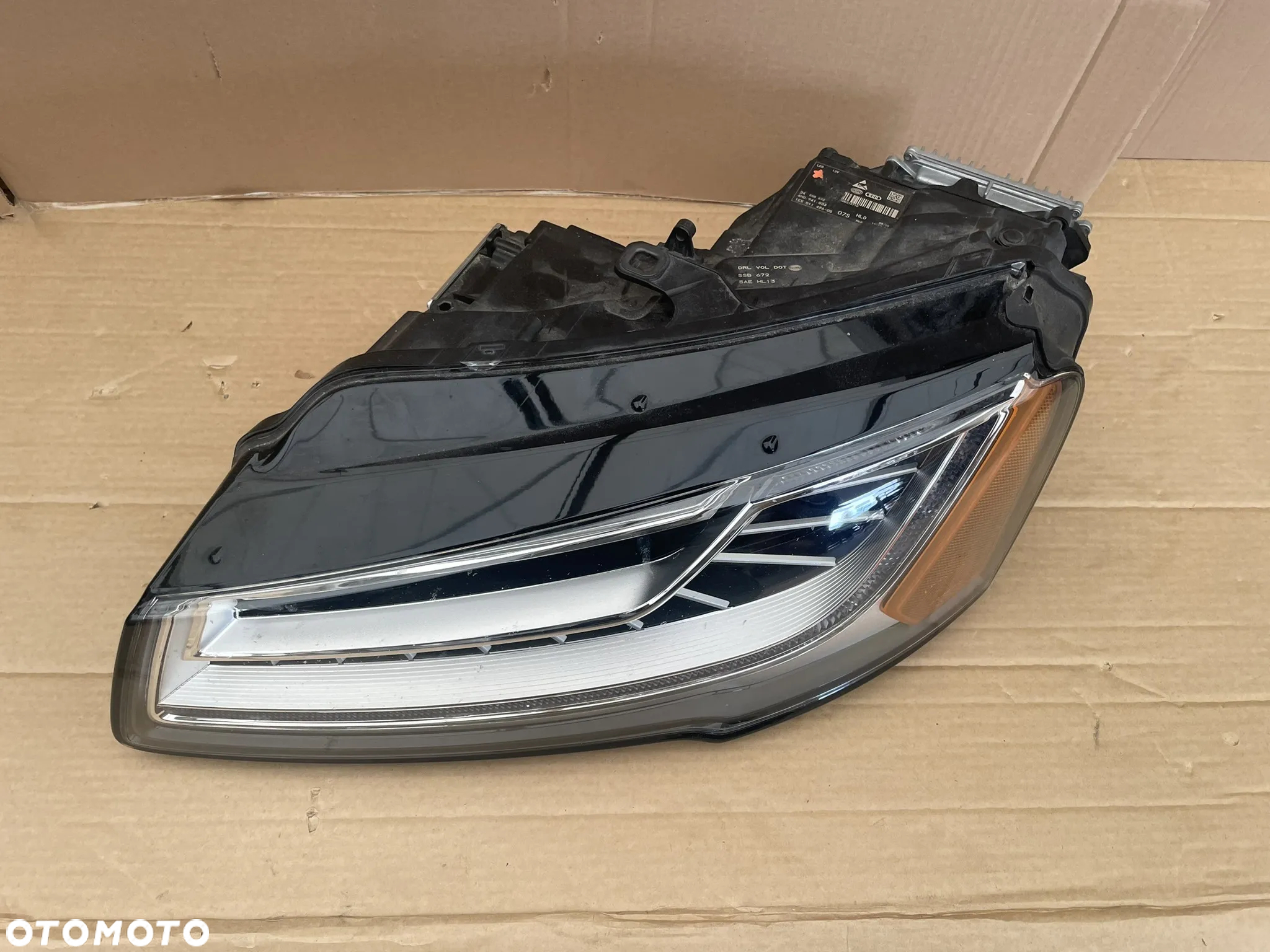 Audi A8 D4 4H lift reflektor lewy full led USA - 2