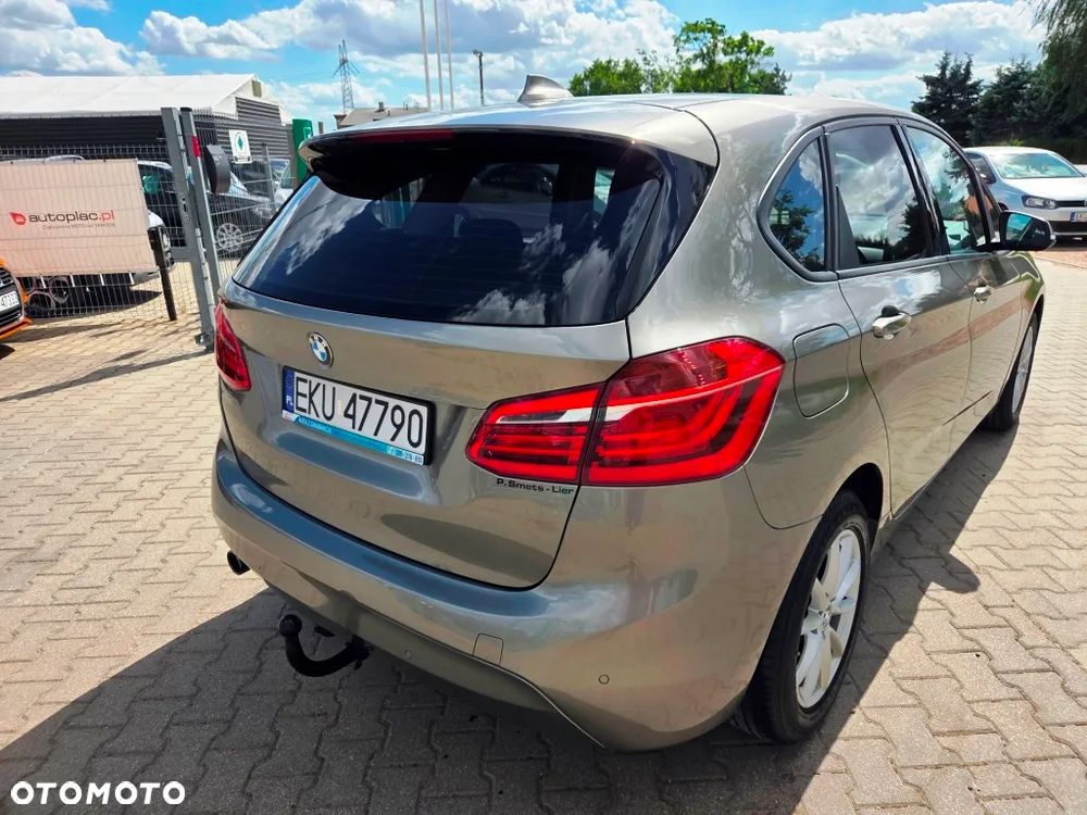 BMW Seria 2 218i Luxury Line - 11