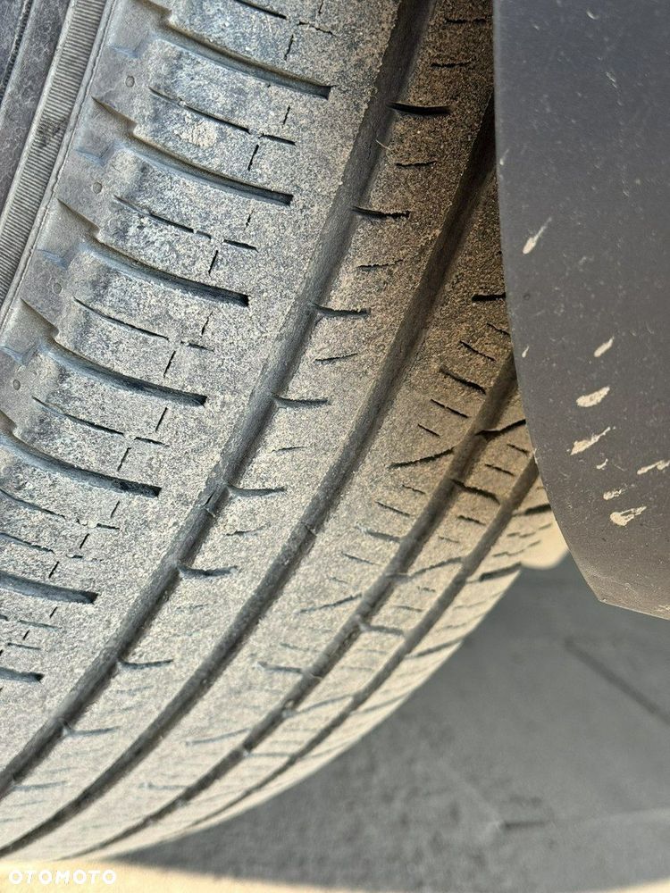 Land Rover Discovery - 22