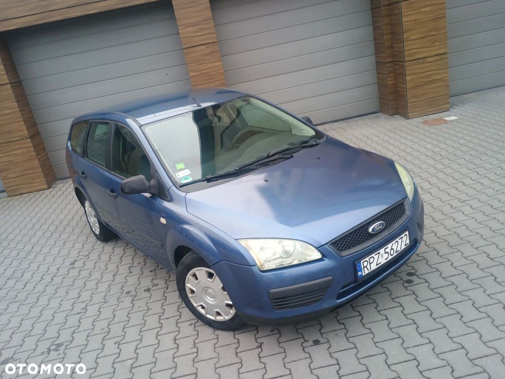 Ford Focus - 1